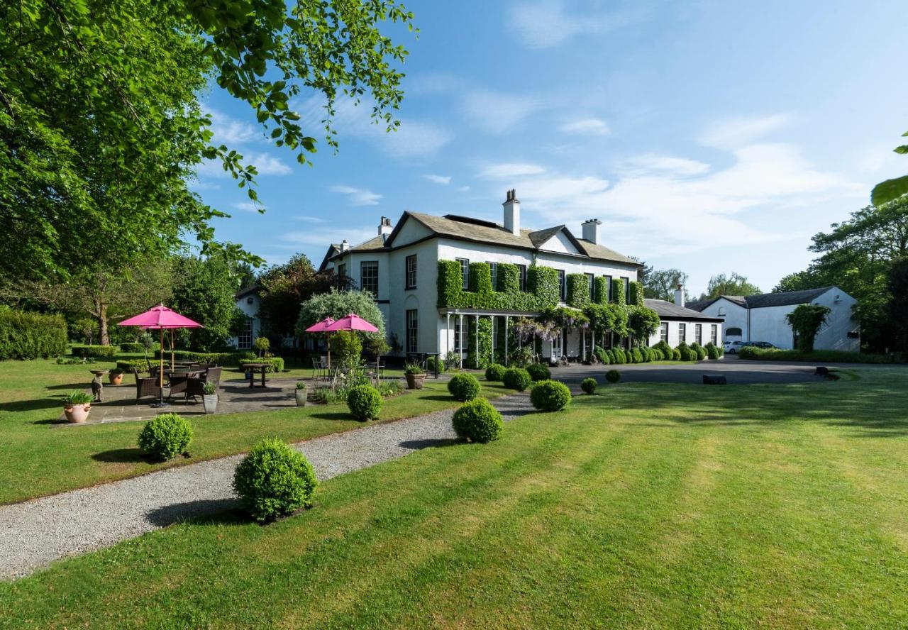 Statham Country house