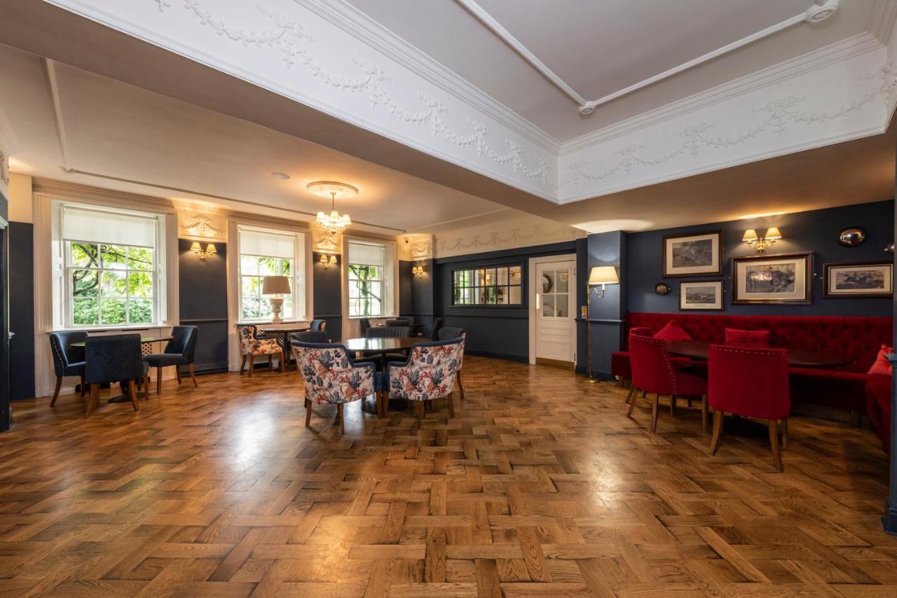 Statham Country house *