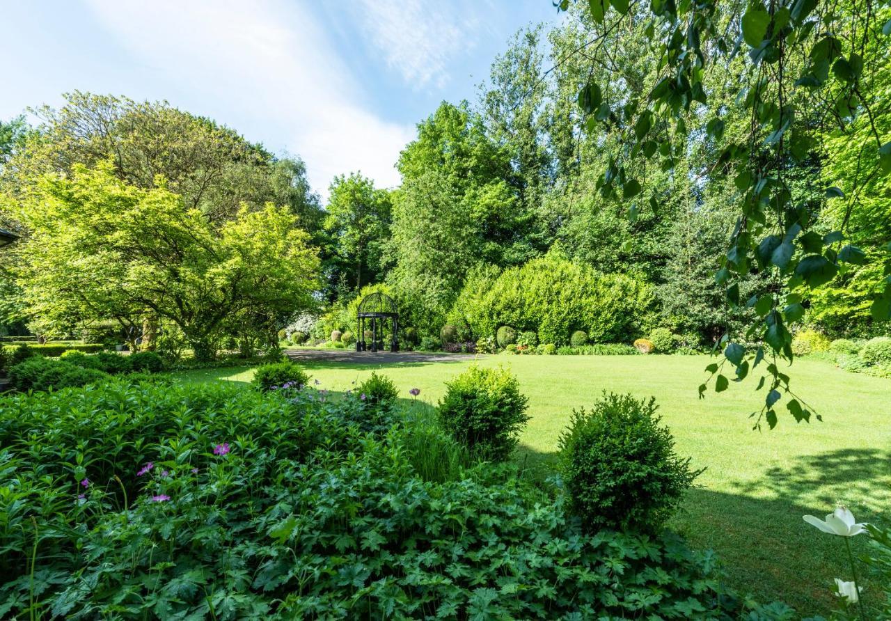 Country house Statham *